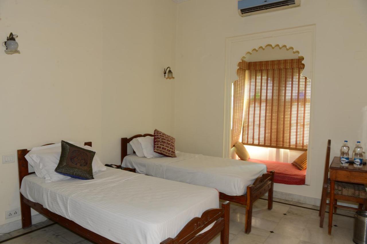 Hotel Harasar Haveli Bikaner Exterior photo