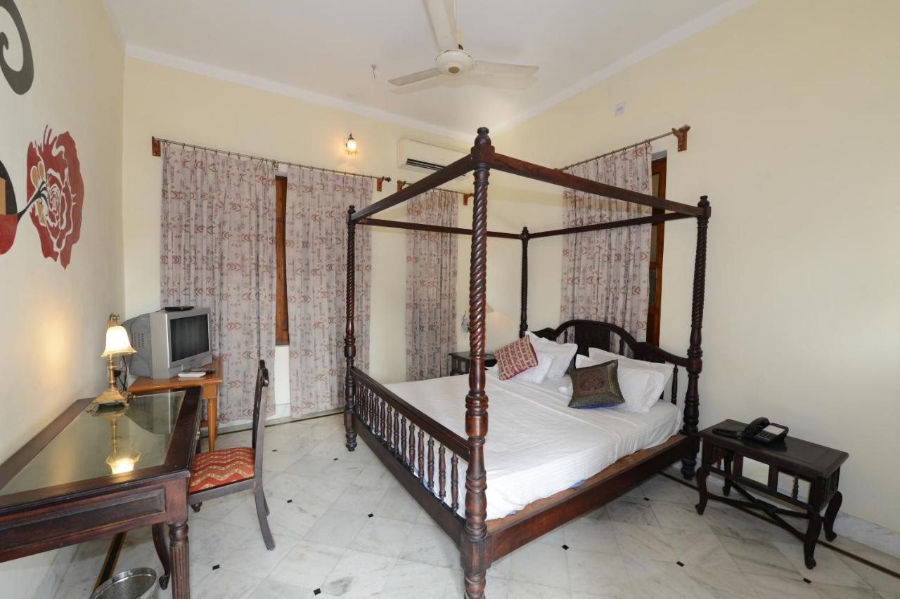 Hotel Harasar Haveli Bikaner Exterior photo
